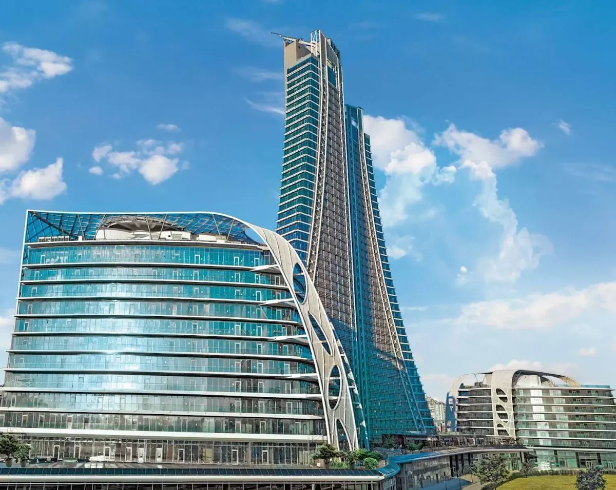 Sarphan Finans Park, the tower complex housing the clinic